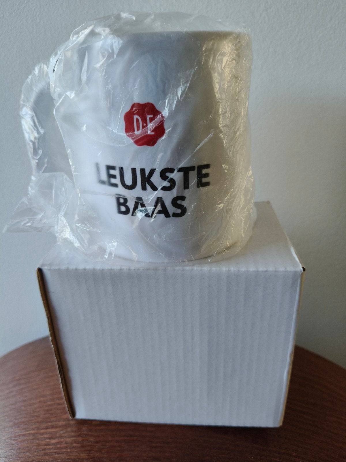 Nieuw! DE Mok "De Leukste Baas", Ophalen, Overige typen, Nieuw, Steen/keramiek