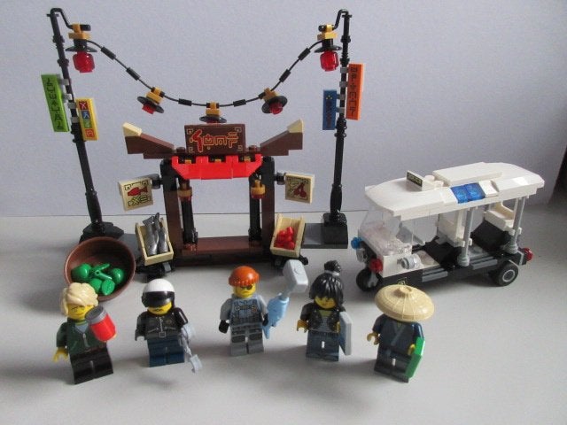 70607 Ninjago Movie, Achtervolging met Tuctuc door de stad., Lego, Ophalen of Verzenden, Compleet, Zo goed als nieuw