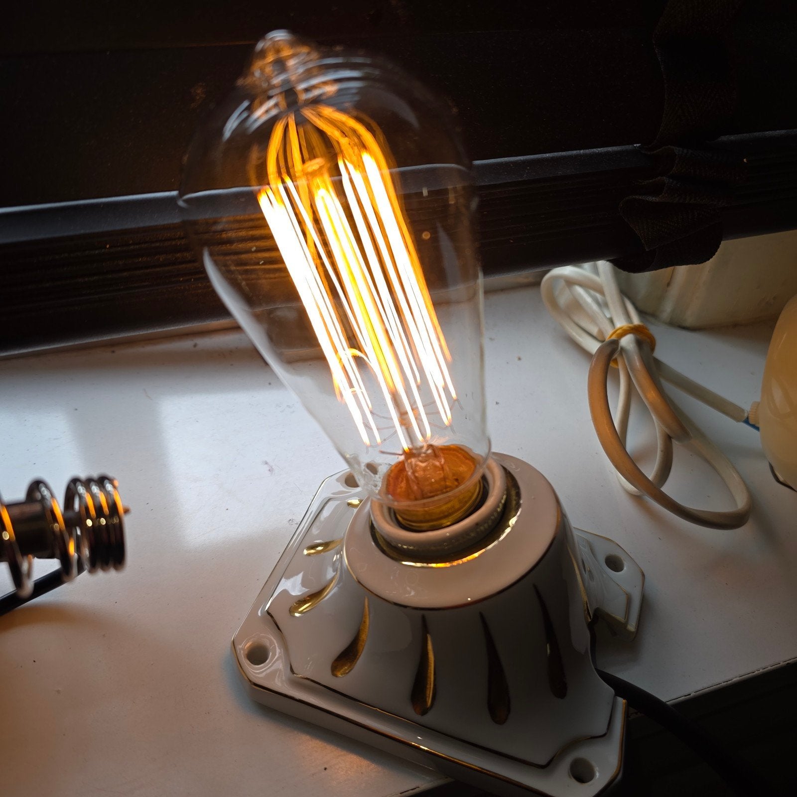 Antieke Porseleinen Wandlamp - Bavaria Duitsland, Ophalen of Verzenden