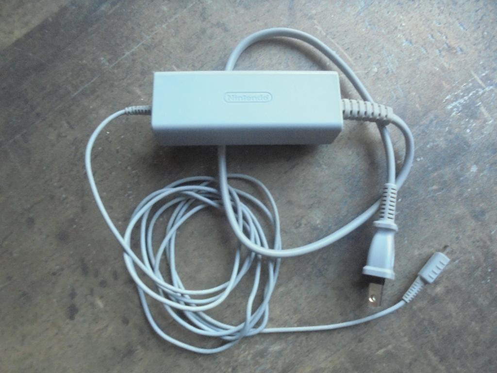 Nintendo GamePad AC Adapter voor Wii U (zie foto's) !LEZEN!, Overige genres, 1 speler, Nieuw, Ophalen of Verzenden