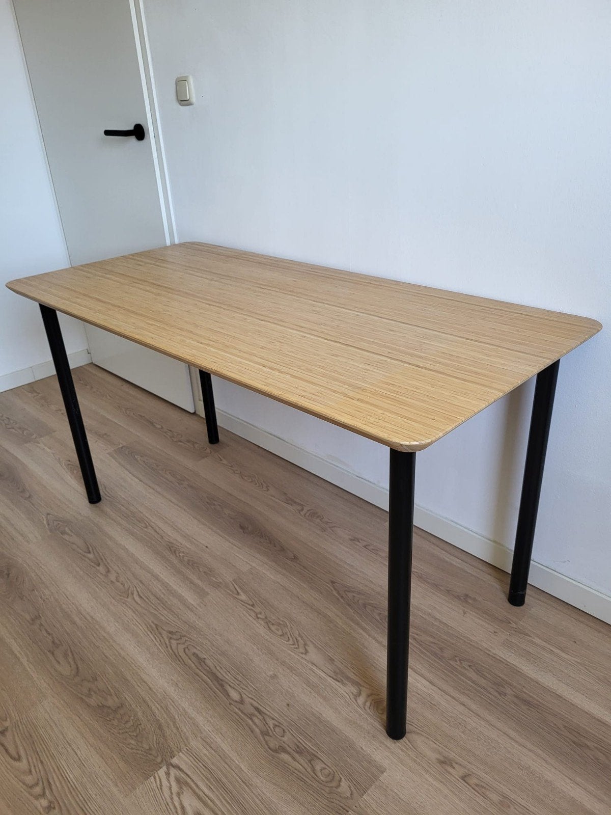 IKEA ANFALLARE bureau/eettafel bamboe, 140x65 cm, Gebruikt, 100 tot 150 cm, Modern, Scandinavisch, Tot twee personen