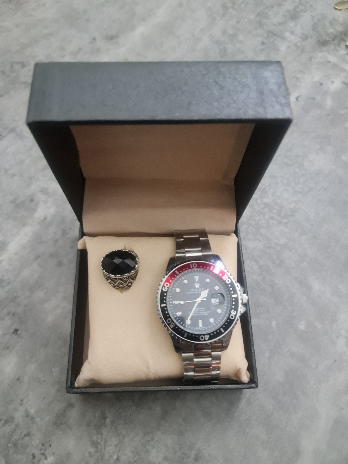 Stijlvol Herenhorloge met Ring - Zilverkleurig, Sieraden, Tassen en Uiterlijk, Horloges | Heren, Ophalen