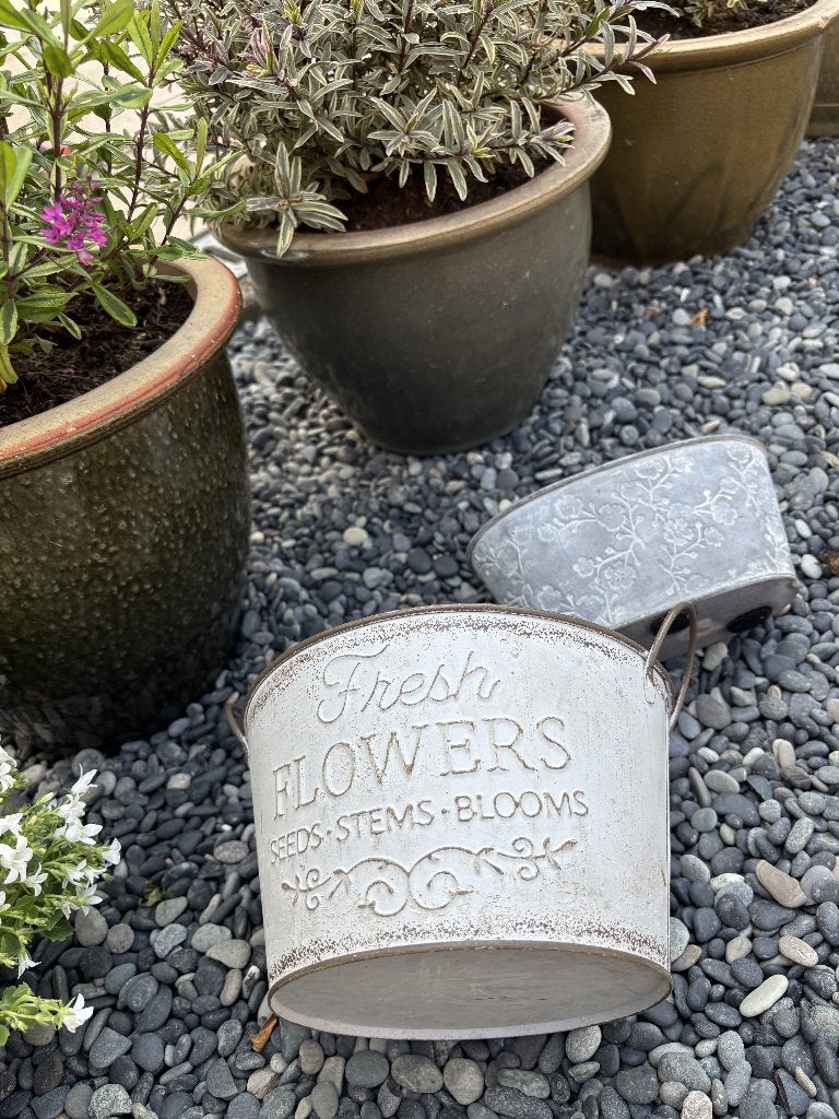 Twee zinken plantenbakjes, Tuin en Terras, Gebruikt, Rond, Ophalen of Verzenden, Metaal