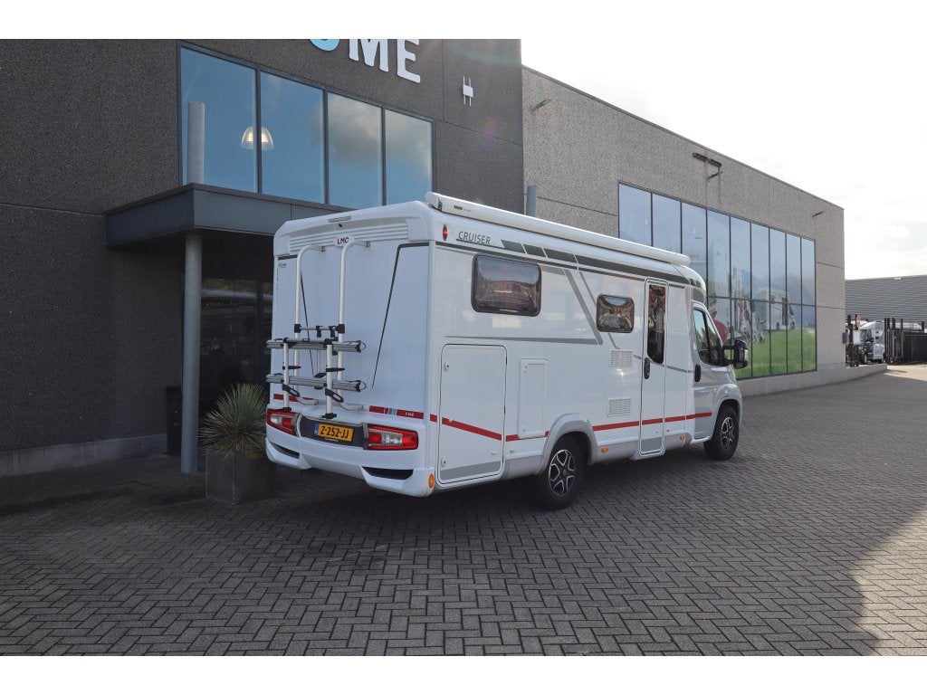LMC Cruiser 646 G Automaat enkele bedden, Automaat, Ringverwarming, Fiat, Bedrijf