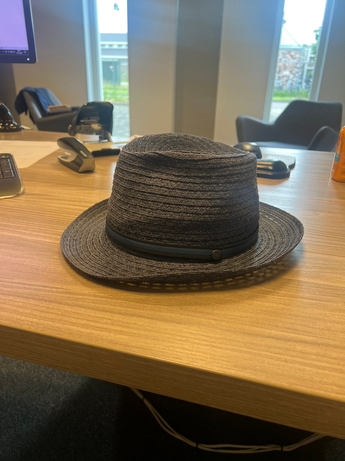 Borsalino Bogart Hennep / Katoen maat 58, Kleding | Heren, Hoeden en Petten, Ophalen of Verzenden, Gedragen, 58 of 59 cm (L, 7¼ of ⅜ inch)