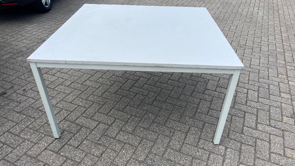 Kantine tafel, Ophalen, Gebruikt, Vijf personen of meer, Metaal