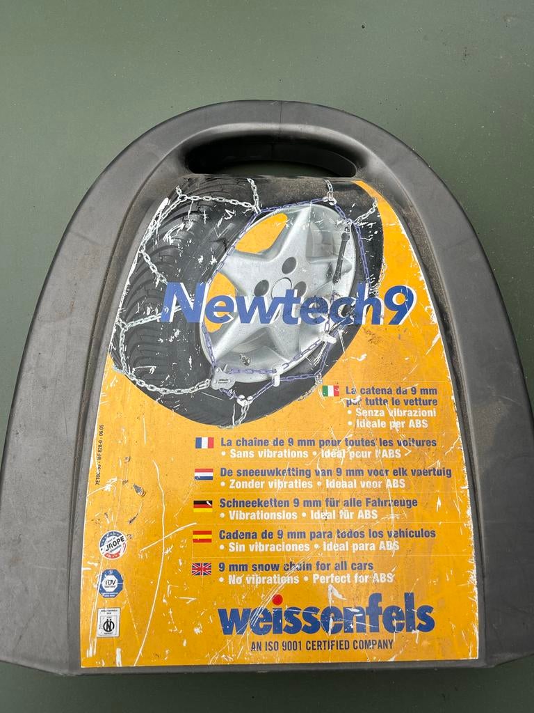 Sneeuwkettingen - Nieuwtech 9 & Thule CB-12, Auto diversen, Sneeuwkettingen, Gebruikt, Ophalen of Verzenden