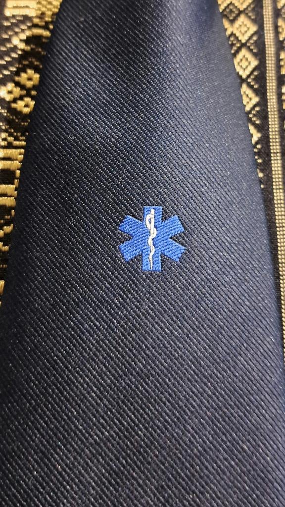 Ambulance De Vries Ambulances stropdas, Ophalen of Verzenden, Nieuw, Gebruiksvoorwerp