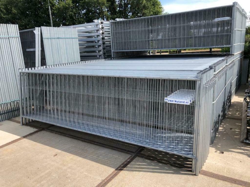 Nieuwe bouwhekken / dranghekken 112 cm hoog x 350 cm lang, VNH Nuland B.V., Nieuw, Ophalen of Verzenden, Info@vnhnuland.nl