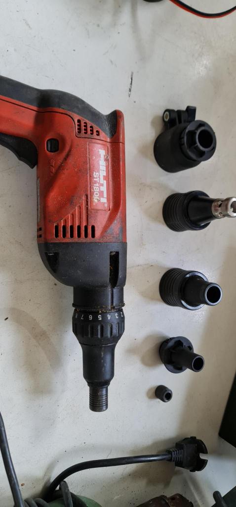 Hilti ST 1800 schroefmachine, Ophalen of Verzenden, Gebruikt, 600 watt of meer, Overige typen