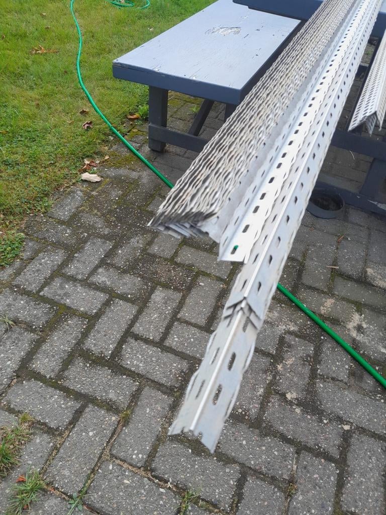 Hoekprofielen + gaasband en schuurgaas, Doe-het-zelf en Verbouw, Metalen, Ophalen