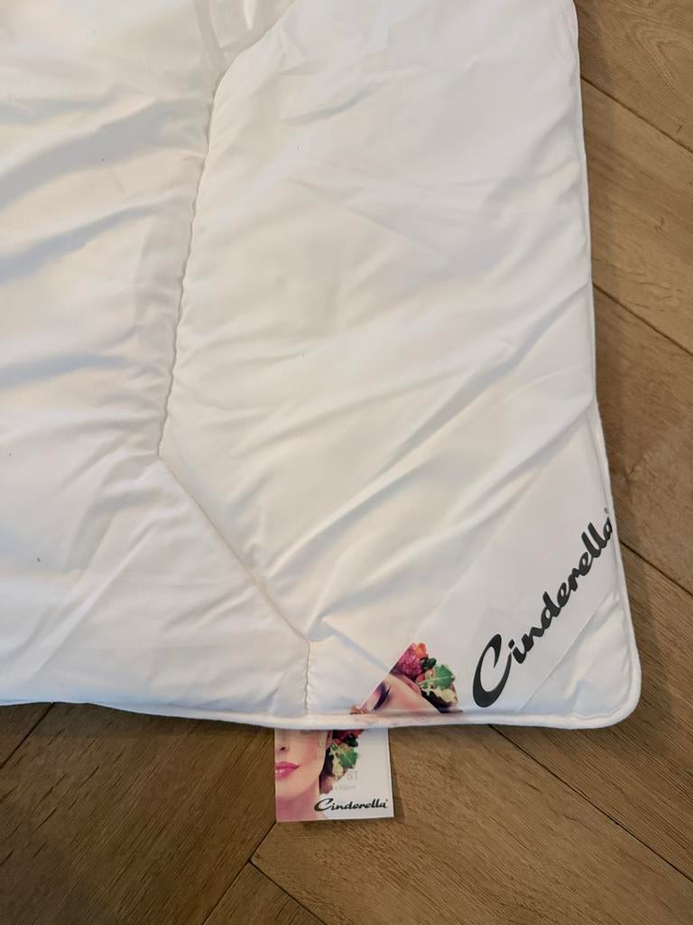 Cinderella 4-seizoenen dekbed 200x200cm, Wit, Ophalen of Verzenden, Deken of Dekbed, Nieuw