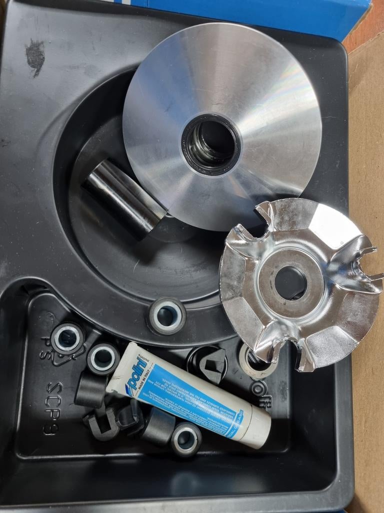 Variokit polini past op runner 125cc 2t,180cc 2t,€ 115,-, Fietsen en Brommers, Brommeronderdelen | Scooters, Ophalen of Verzenden