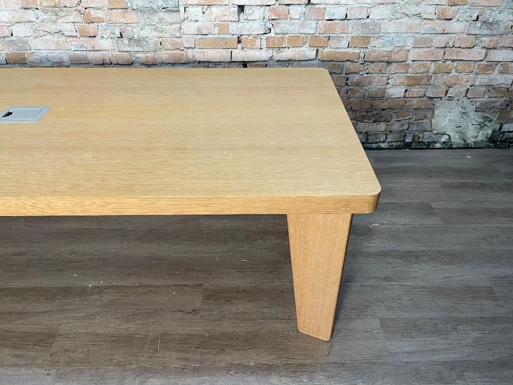 Muuto vergadertafel hout bij TheReSales, Huis en Inrichting, Ophalen, 100 tot 150 cm, Design, 200 cm of meer
