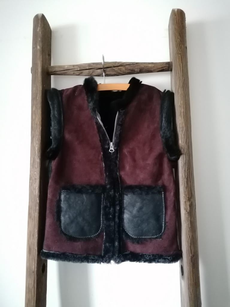 Suède shearling wol gilet bodywarmer 116 122, Ophalen of Verzenden, Zo goed als nieuw