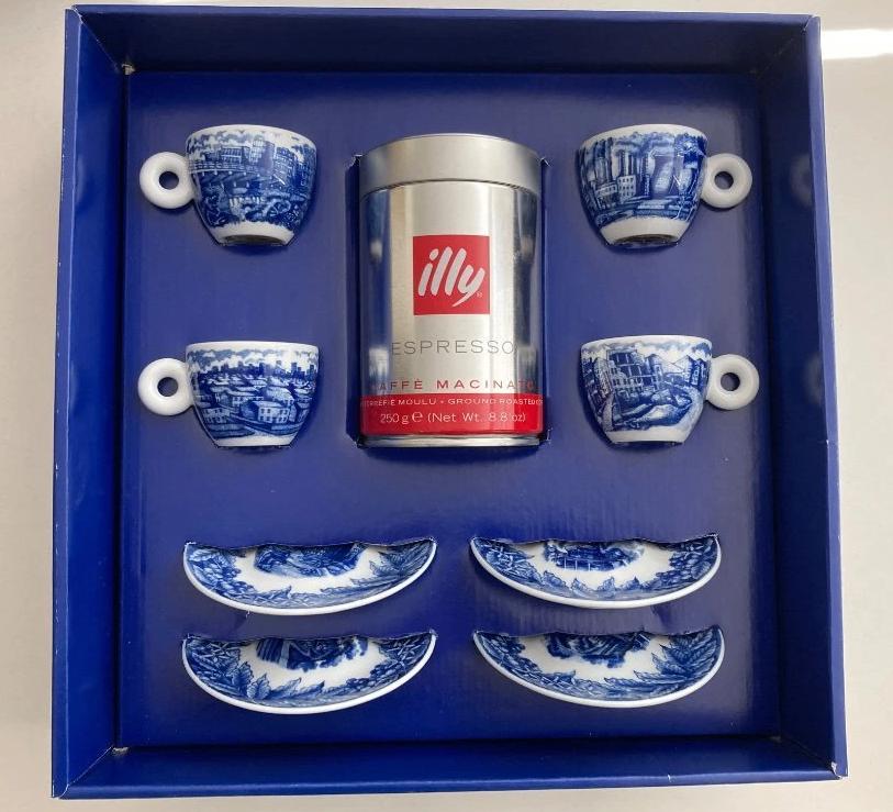 illy Art Collection espressokopjes Rufus Willis set 4, Verzenden, Nieuw, Porselein, Kop en/of schotel