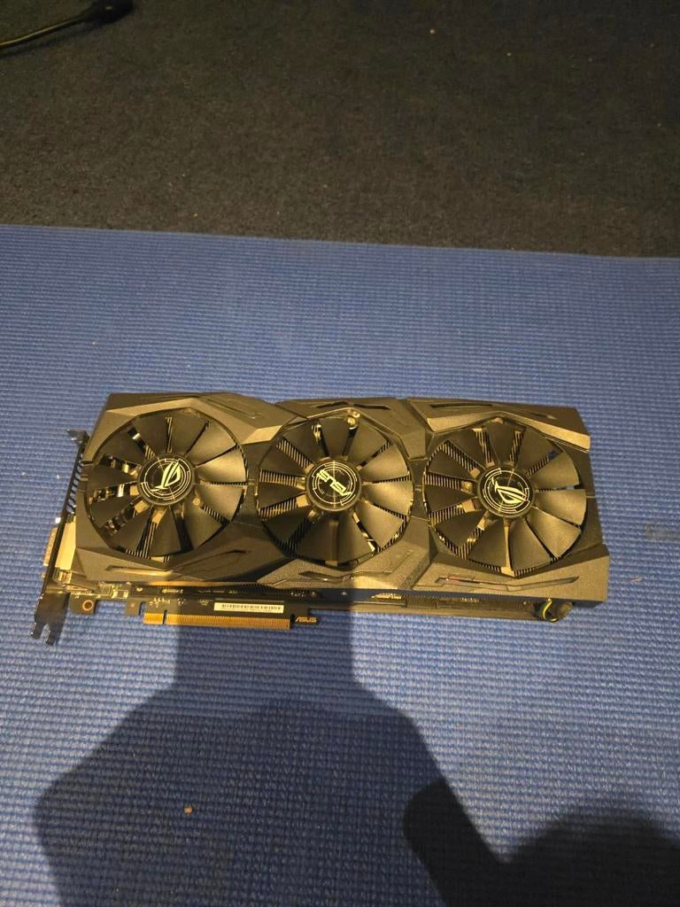 Asus ROG Strix GeForce GTX 1080 Ti, Computers en Software, Videokaarten, Ophalen, PCI-Express 3, Gebruikt, HDMI