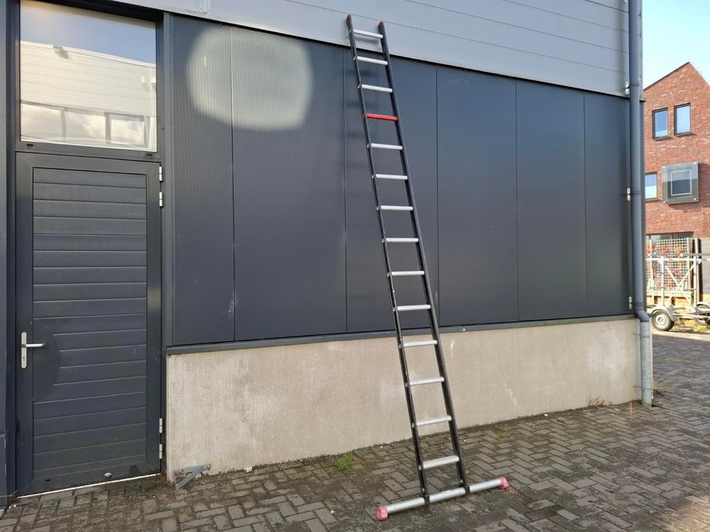 Altrex Aluminium Nevada steekladder 1x14 izgst!, Ophalen, Zo goed als nieuw, 4 meter of meer