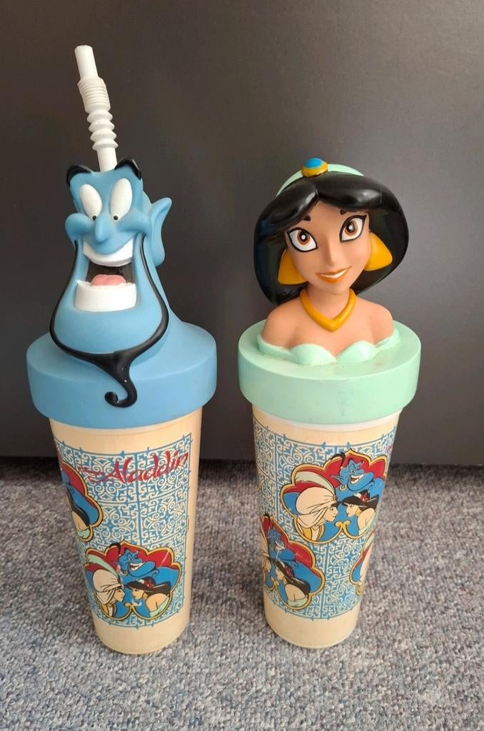 2x vintage 90s 3d grote drinkbeker Geest Jasmine van Aladdin, Verzamelen, Ophalen of Verzenden
