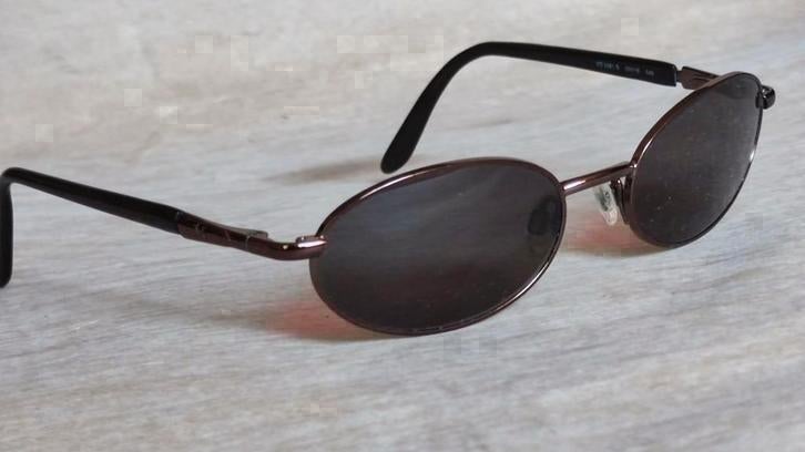 TOPSTAAT vintage Vogue VO3281-S zonnebril - bronze / grijs, Ophalen of Verzenden, Zo goed als nieuw, Grijs, Zonnebril