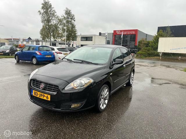 Fiat Croma 1.8 16V Corporate Premium, Auto's, Fiat, Voorwielaandrijving, Gebruikt, 4 cilinders, 1796 cc