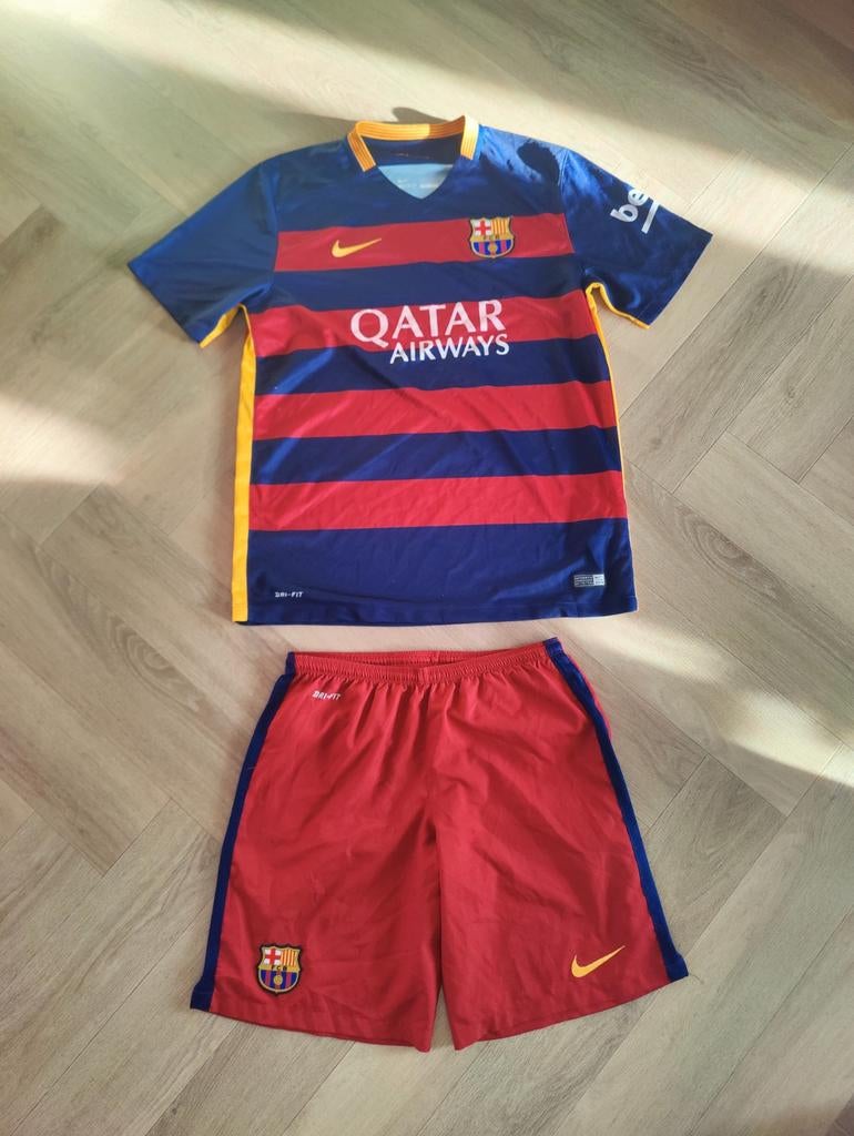 Officieel FC Barcelona Tenue 2015, Maat M, Ophalen of Verzenden, Zo goed als nieuw, Shirt