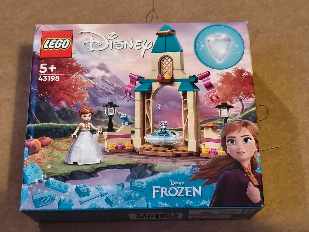 LEGO Disney Frozen 43198- Binnenplaats van Anna's kasteel., Kinderen en Baby's, Speelgoed | Duplo en Lego, Ophalen of Verzenden