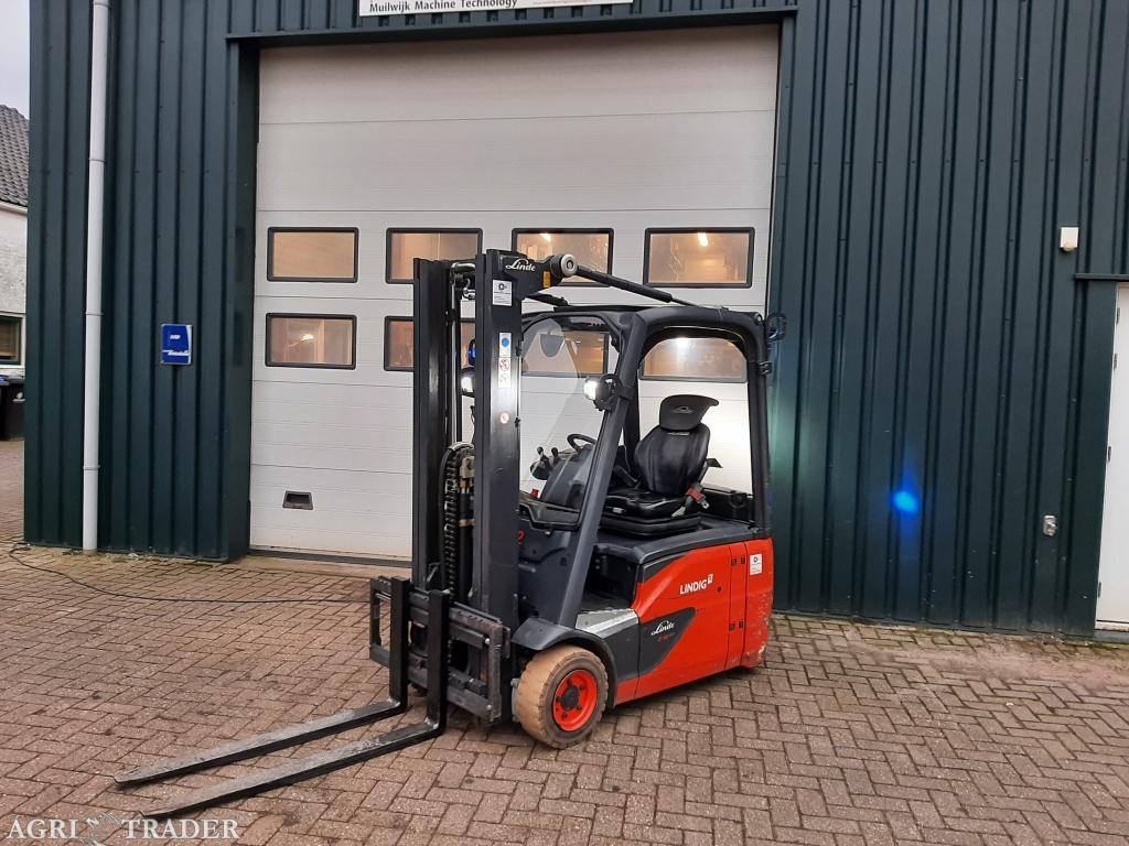 Linde E16 met 3-delige mast en zijverschuiver, Linde, -, Niet opgegeven, Heftruck