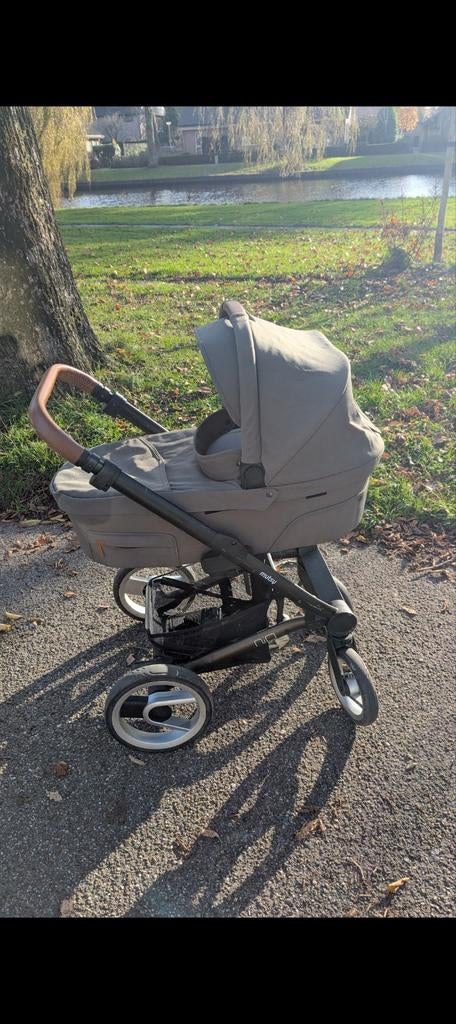 Mutsy Nio Kinderwagen - In goede staat!, Kinderen en Baby's, Kinderwagens en Combinaties, Ophalen, Gebruikt, Mutsy