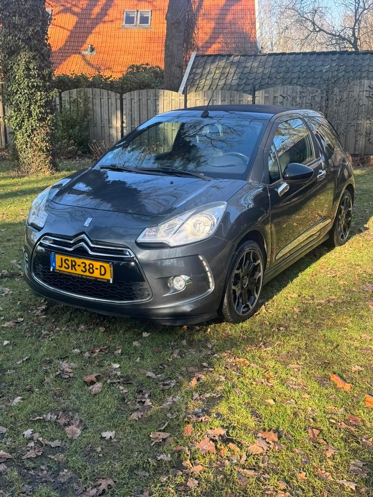 Citroën DS3 1.6 sport en chic Cabrio 2013 Grijs, Auto's, Voorwielaandrijving, 1131 kg, Bedrijf, Handgeschakeld