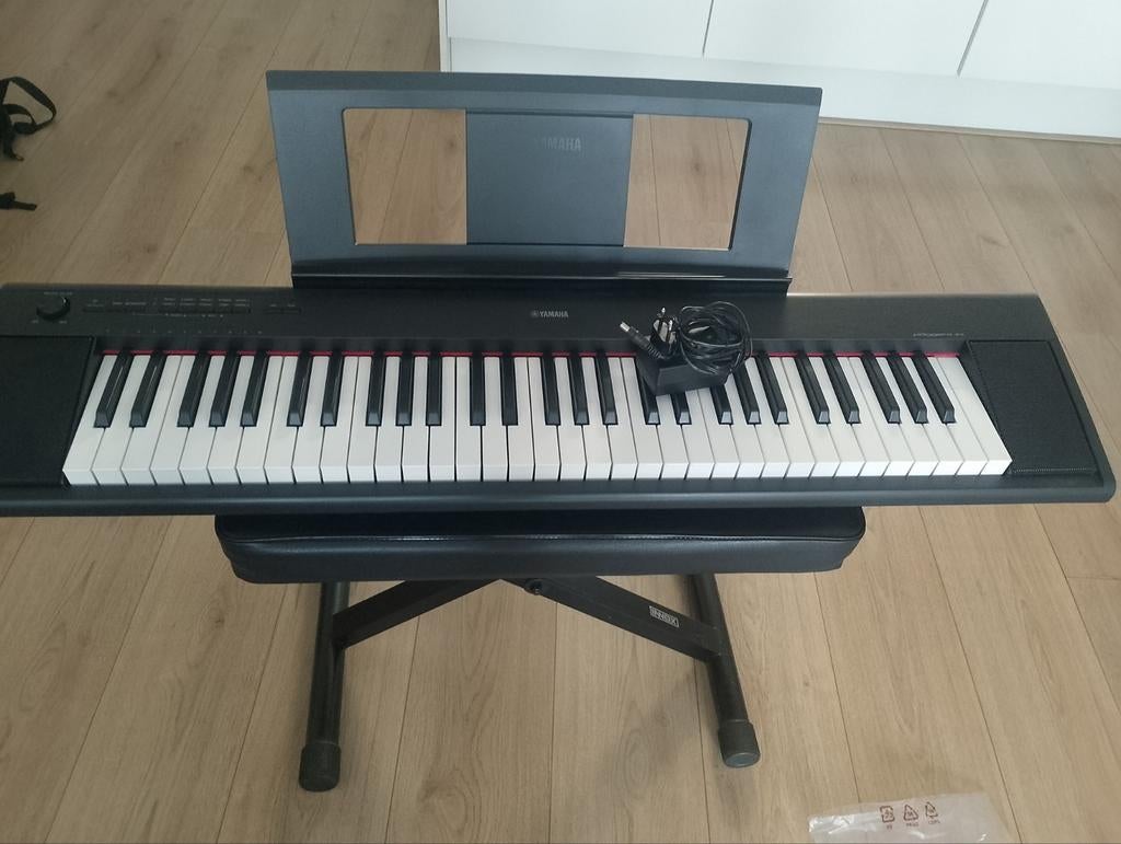 Yahama piaggero np, Ophalen, Zo goed als nieuw, 61 toetsen, Yamaha