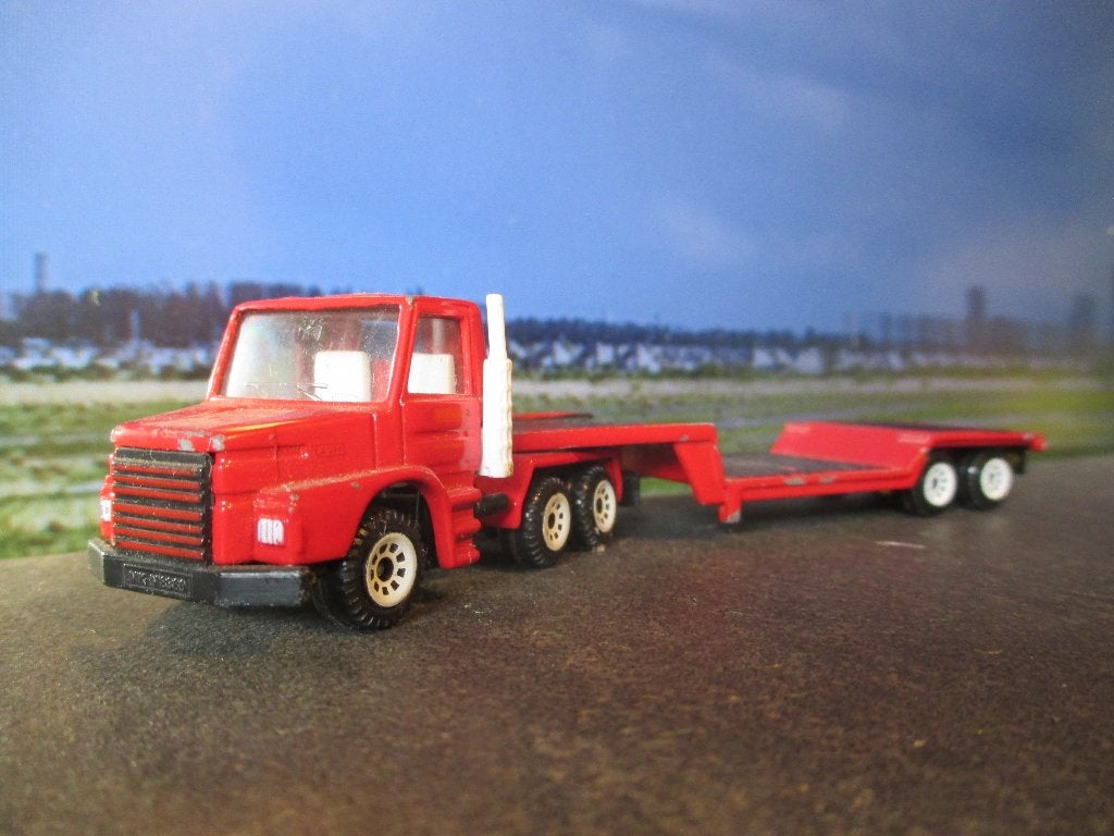 Scania 142H met dieplader - Siku rood, Ophalen of Verzenden, Gebruikt, Bus of Vrachtwagen, SIKU