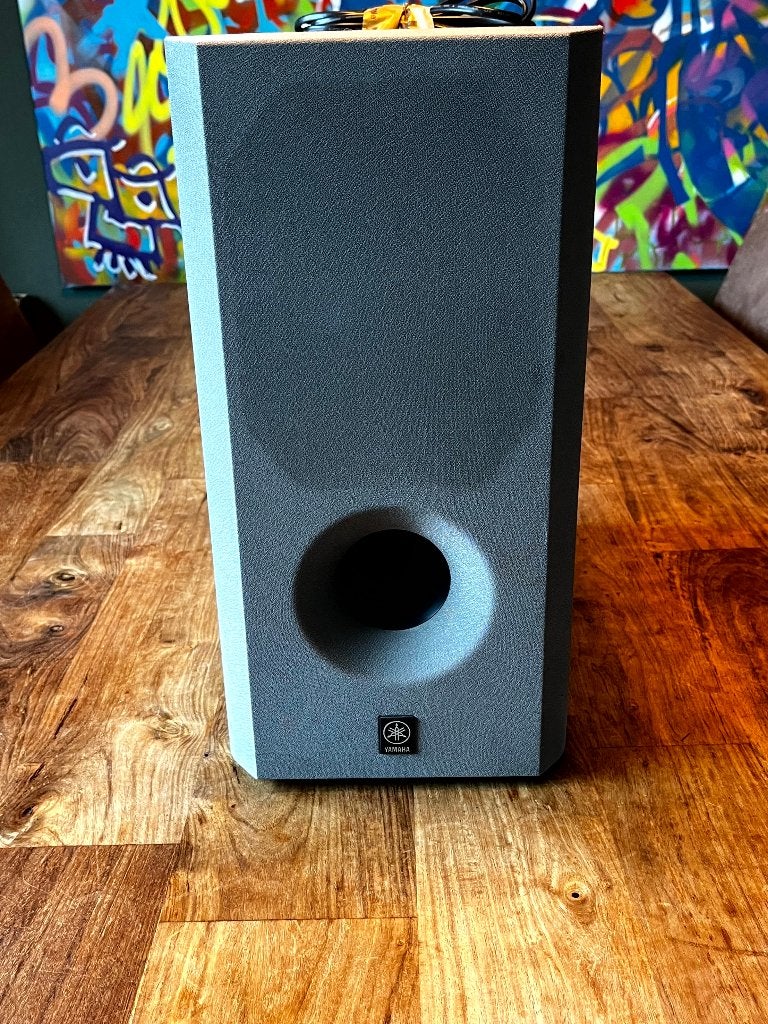 Yamaha SW-P201 actieve subwoofer bas 42 watt zr goede staat, Gebruikt, Subwoofer, Yamaha, Ophalen of Verzenden