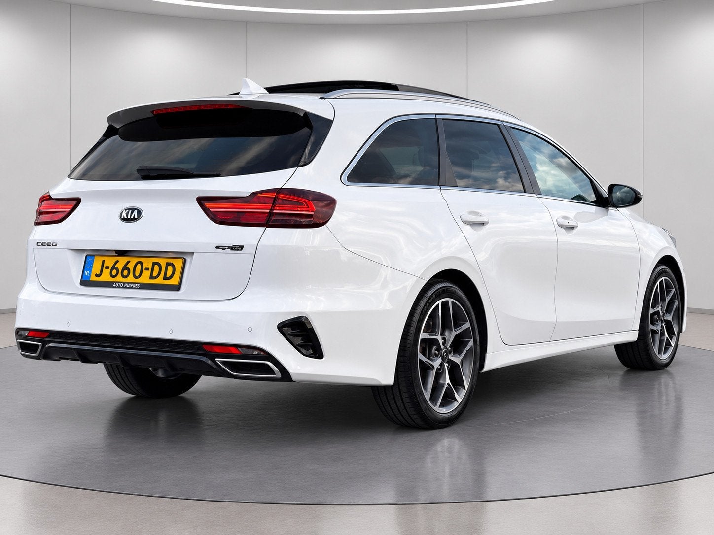 Kia Ceed Sportswagon 1.0 T-GDi GT-Line/PANO/NWST, Auto's, Voorwielaandrijving, Dealer onderhouden, Gebruikt, Wit