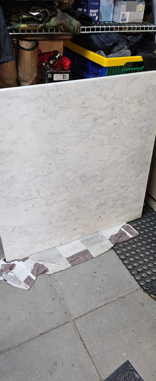 Marmeren tafel 1 bij 1 meter +/_ 30cm hoog, Ophalen, Gebruikt