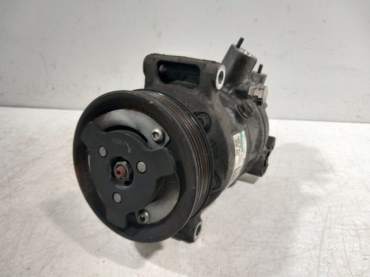 Airco pomp Volkswagen Tiguan, Onderdelen@venauto.nl, Van der Ven Autorecycling B.V., Gebruikt, Ettenseweg 76, 4706 PB Roosendaal, The Netherlands