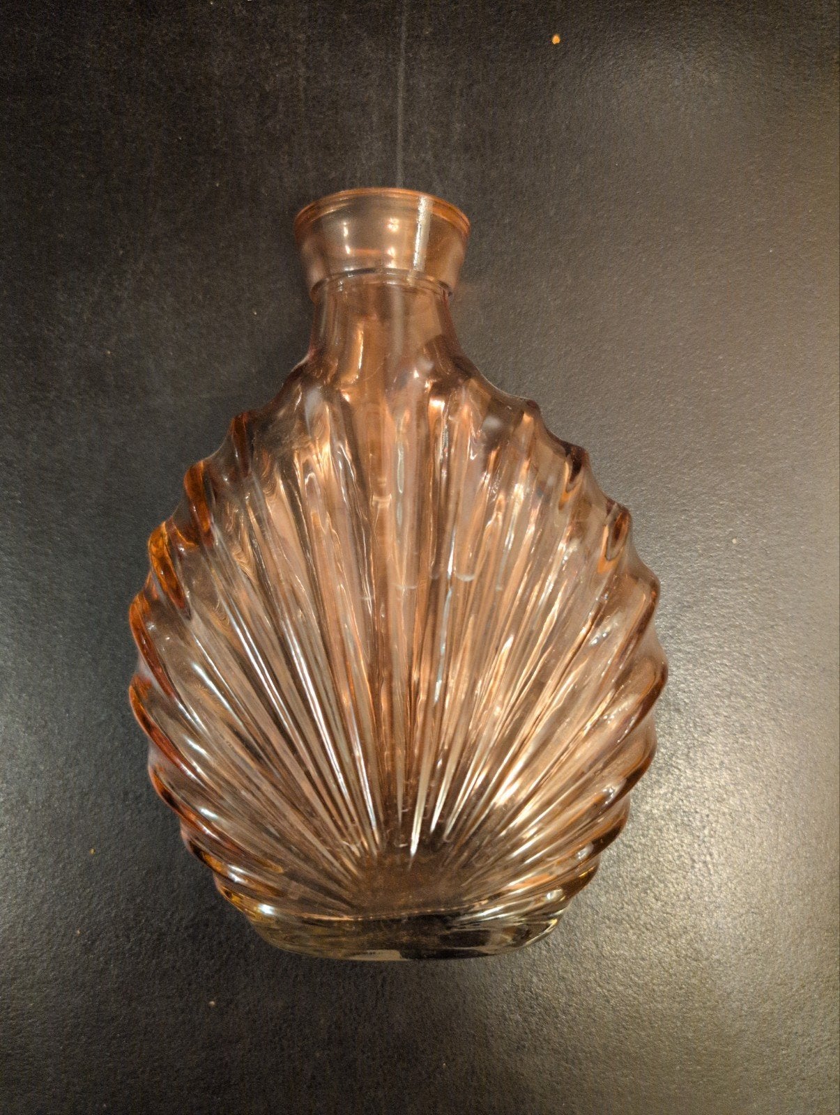 Vintage Roze Schelpvormige Glazen Fles, Ophalen of Verzenden