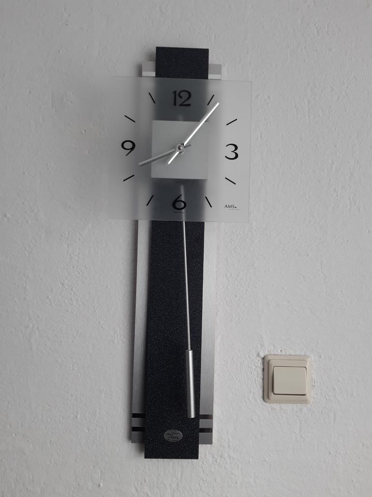 Wandklok . Merk AMS, Ophalen, Zo goed als nieuw, Wandklok
