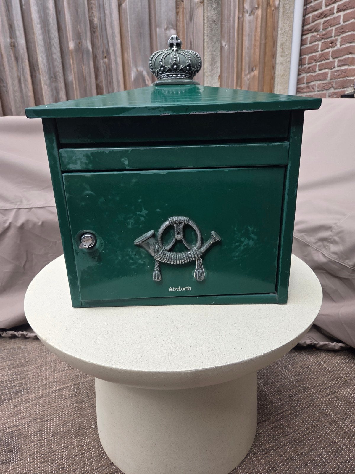 Brabantia brievenbus met sleutel - Groen, Tuin en Terras, Brievenbussen, Ophalen of Verzenden, Gebruikt, Staal, Wandbrievenbus