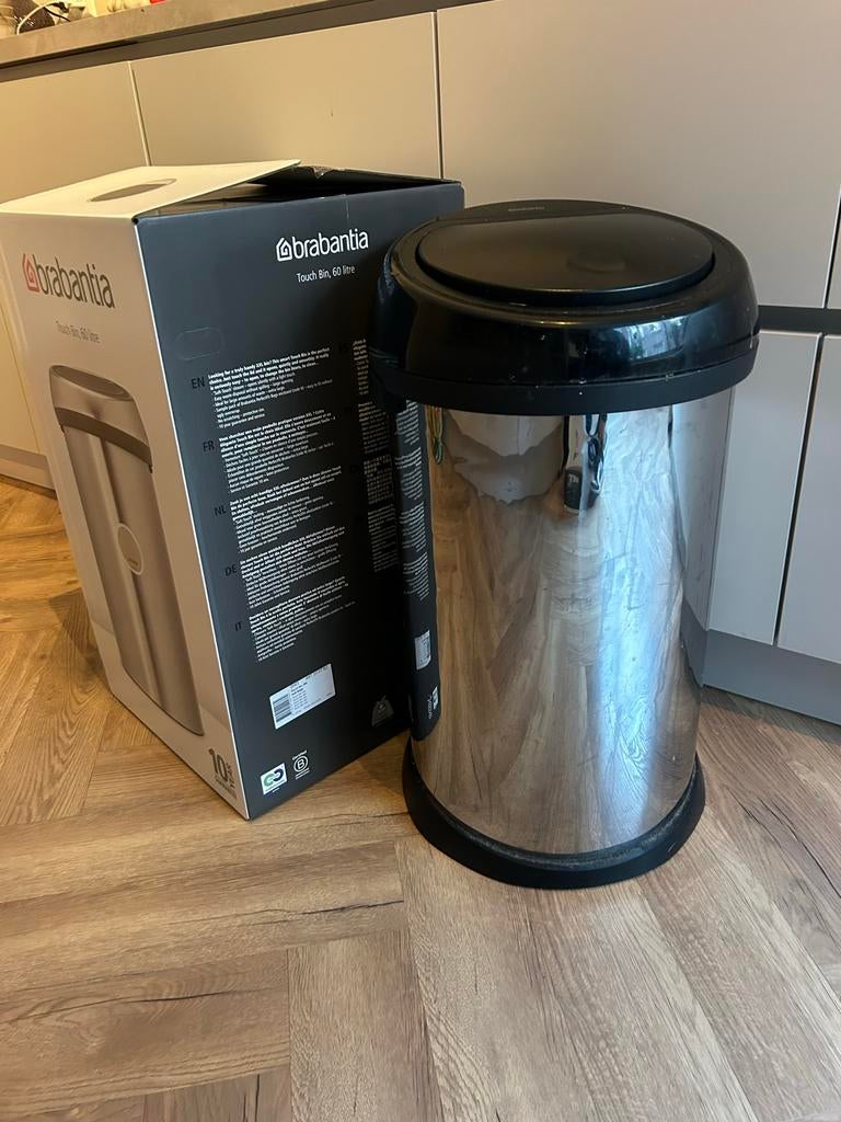 Brabantia prullenbak 60L RVS met zwarte deksel + reserve pin, Ophalen, Gebruikt, 50 tot 75 cm, 40 liter of meer