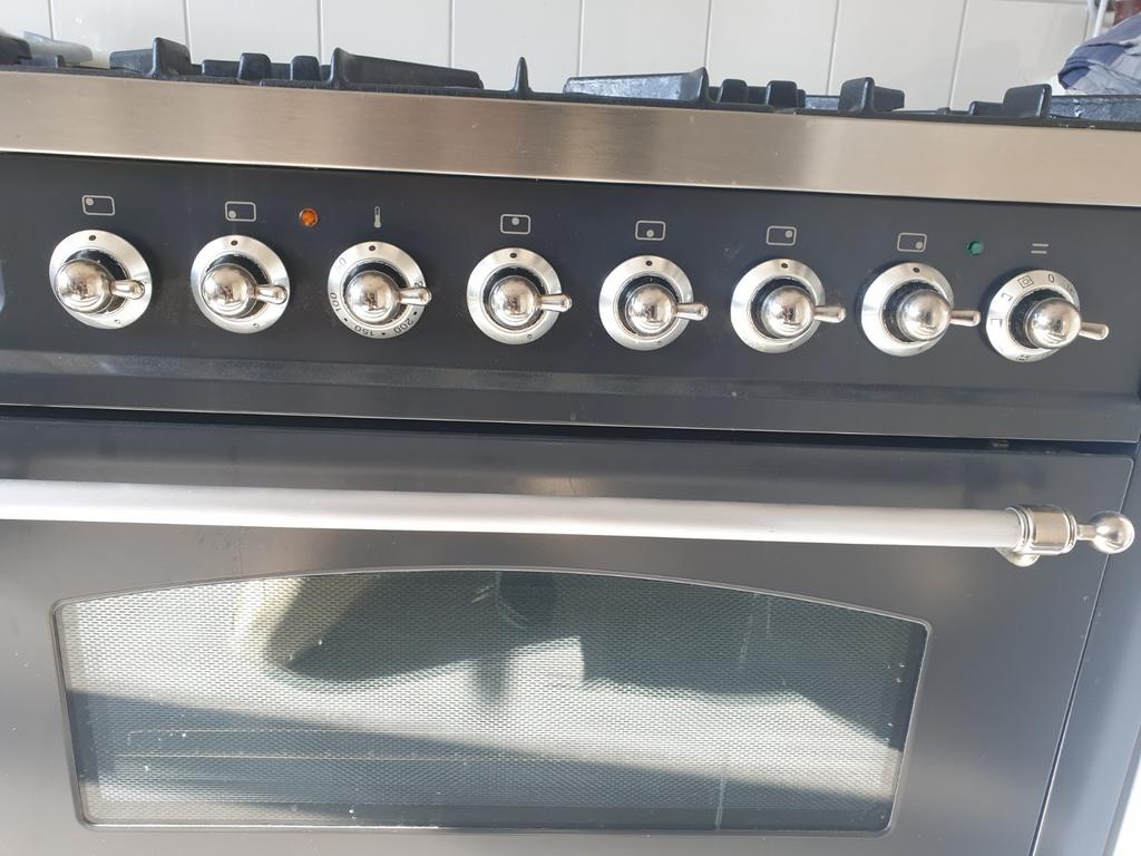Fornuis met oven, Ophalen