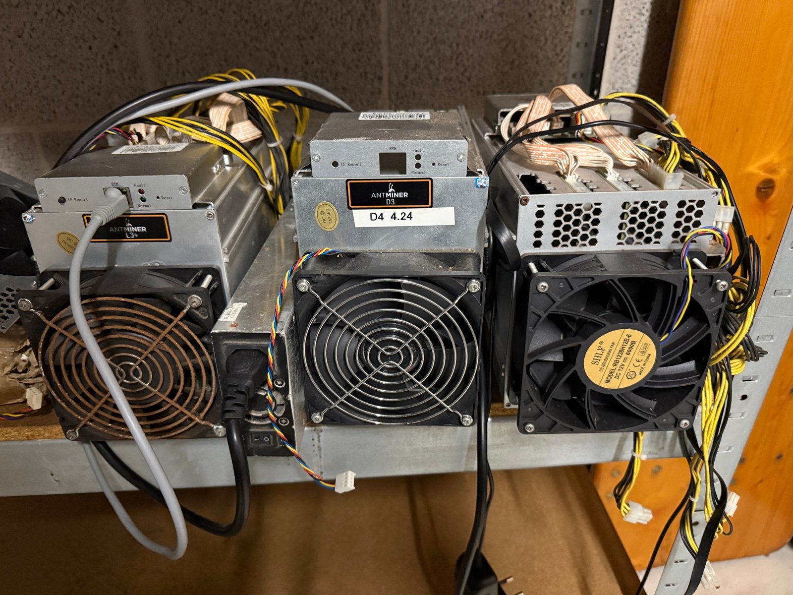 3 Miners (Antminer D3), 2 Voedingen en Extra Onderdelen, Computers en Software, Ophalen, Gebruikt