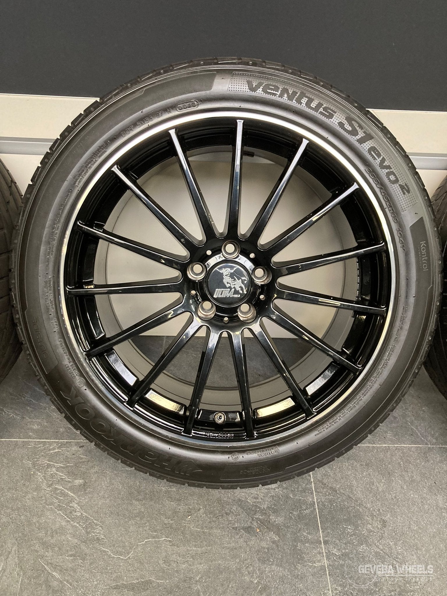 19” Volkswagen Tiguan 5NA velgen + banden 5x112 255/45/19, Auto-onderdelen, Banden en Velgen, 19 inch, Gebruikt, 255 mm, -