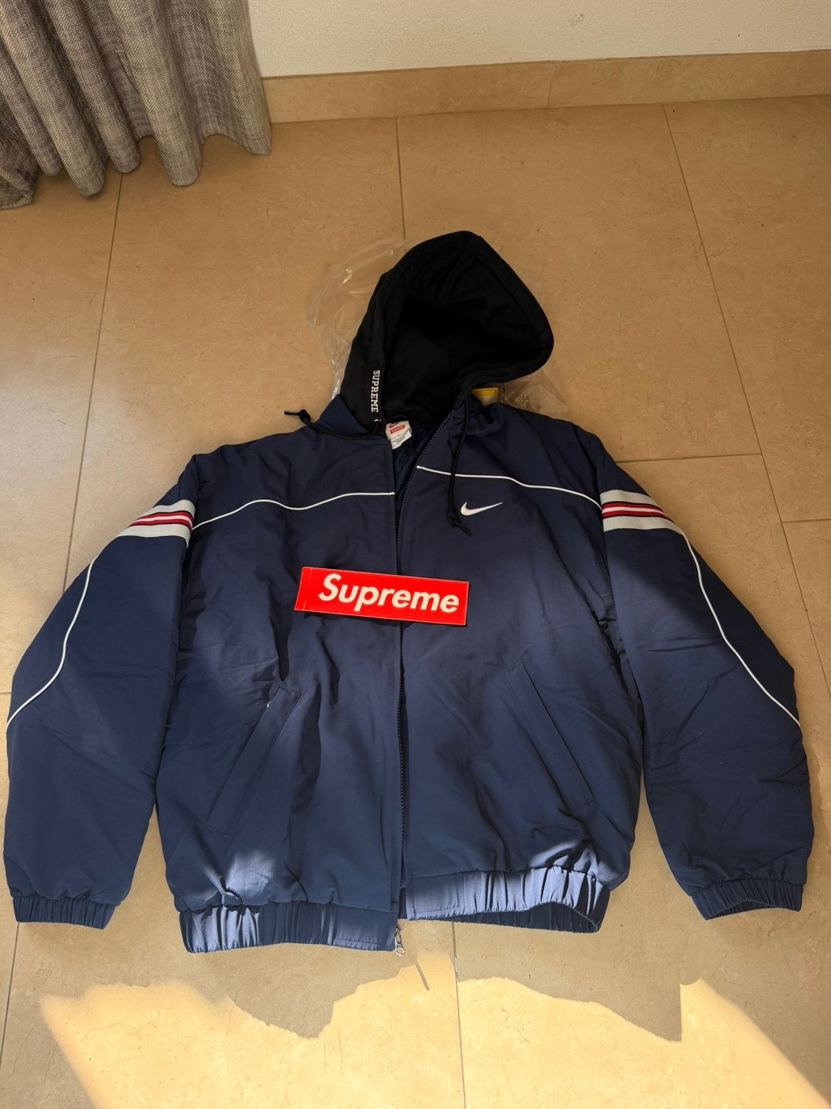 Supreme x Nike Nylon Hooded jack maat S, Ophalen of Verzenden, Zo goed als nieuw, Maat 46 (S) of kleiner, Blauw