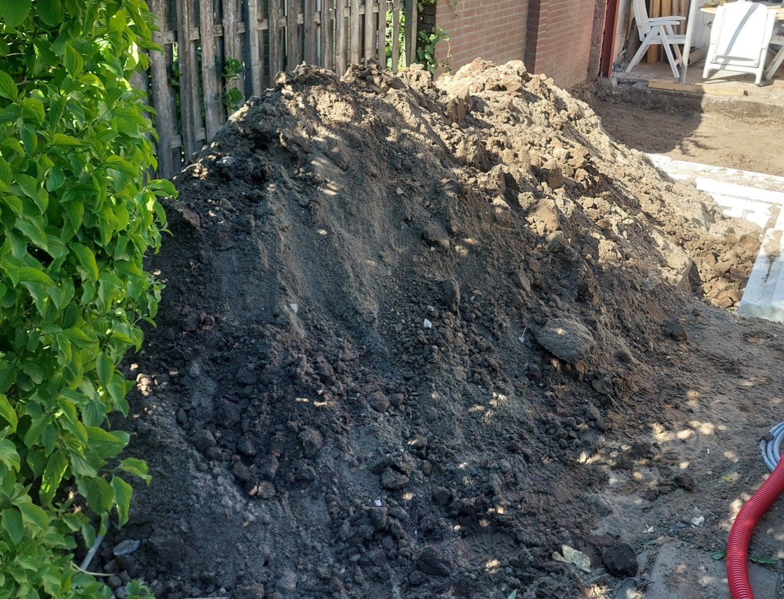 2 kuub ophoog of zwart zand, Tuin en Terras, Zand, Ophalen of Verzenden, Gebruikt, Ophoogzand
