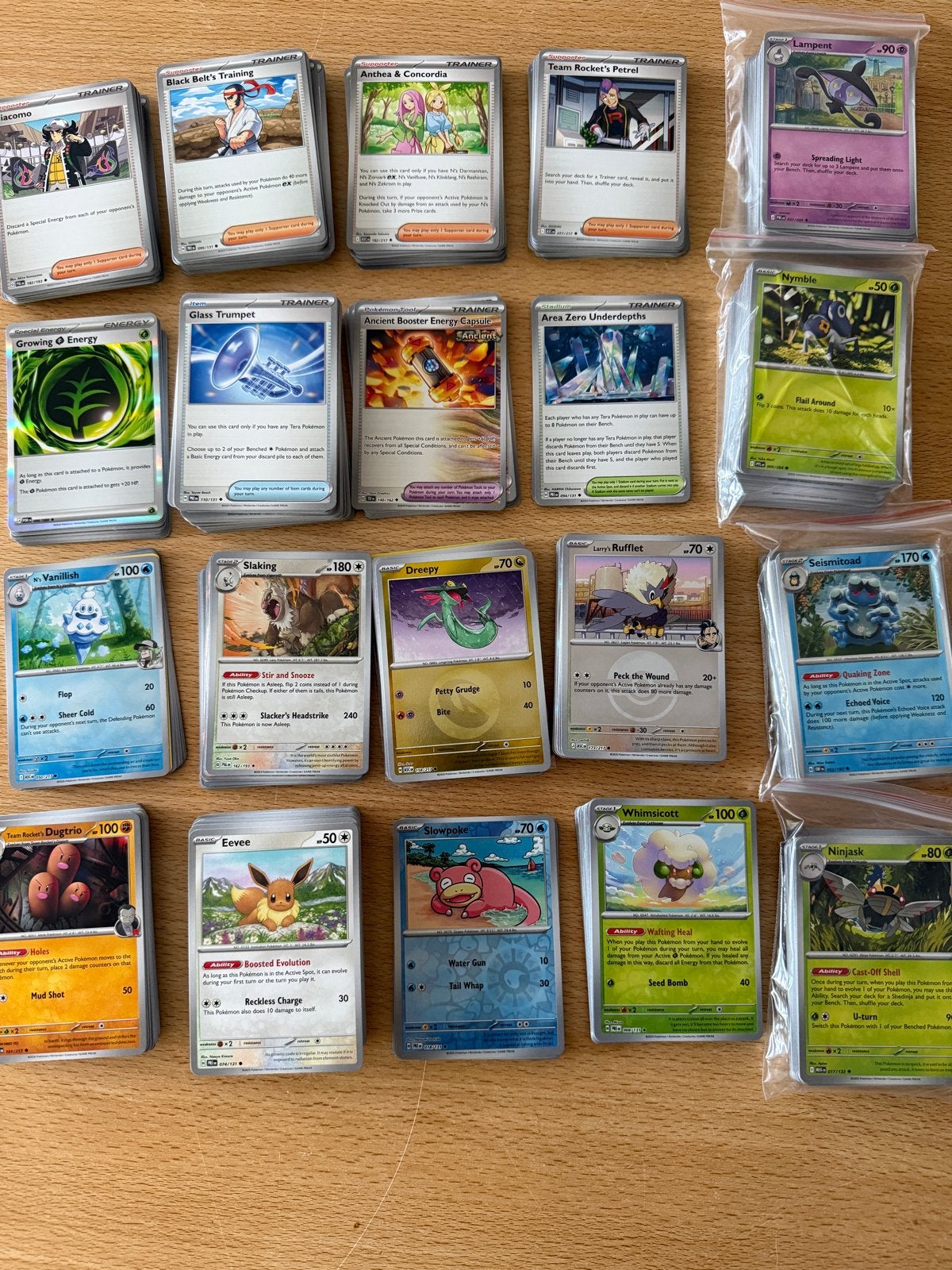 Bulk Pokémon kaarten - Diverse sets per 50, Verzenden, Zo goed als nieuw, Meerdere kaarten