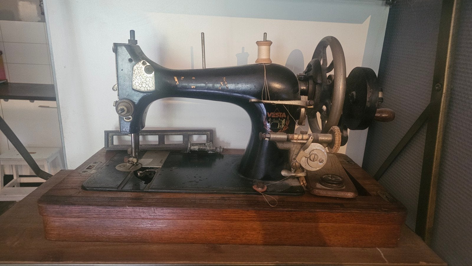 Antieke Vesta Naaimachine - Decoratief Stuk, Ophalen