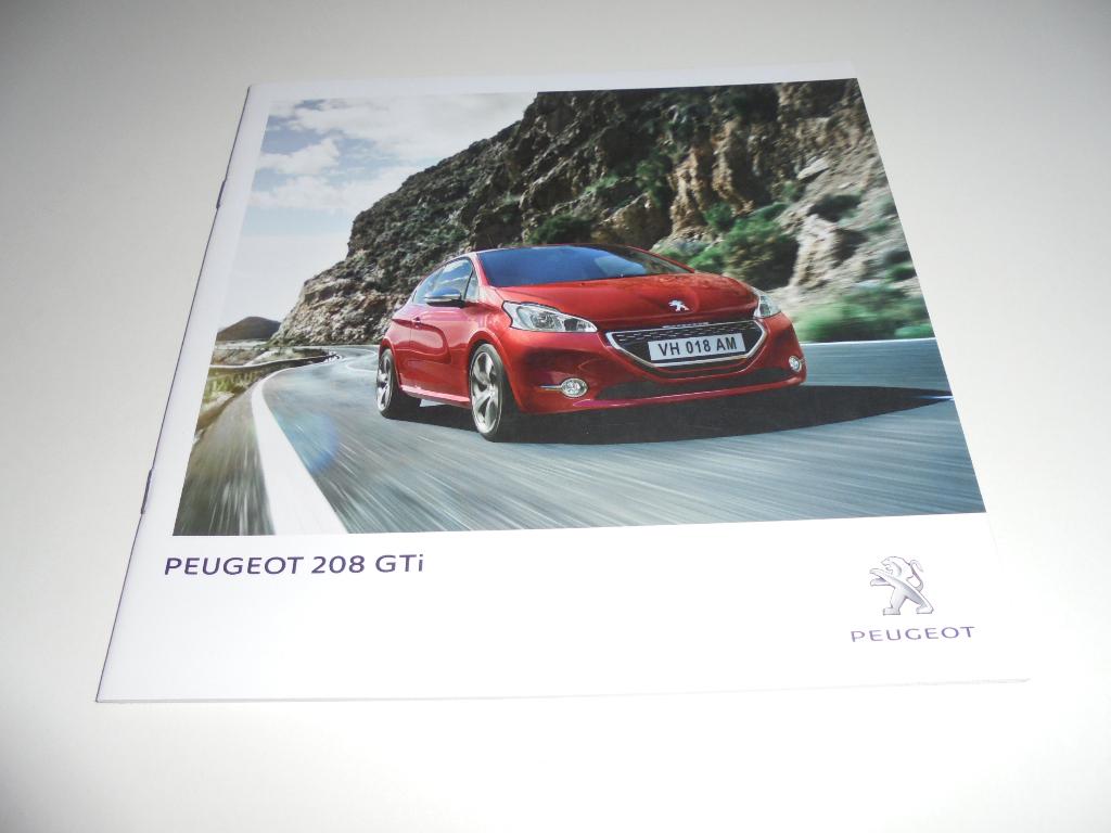 brochure Peugeot 208 GTI modellen 2013, Ophalen of Verzenden, Nieuw, Peugeot