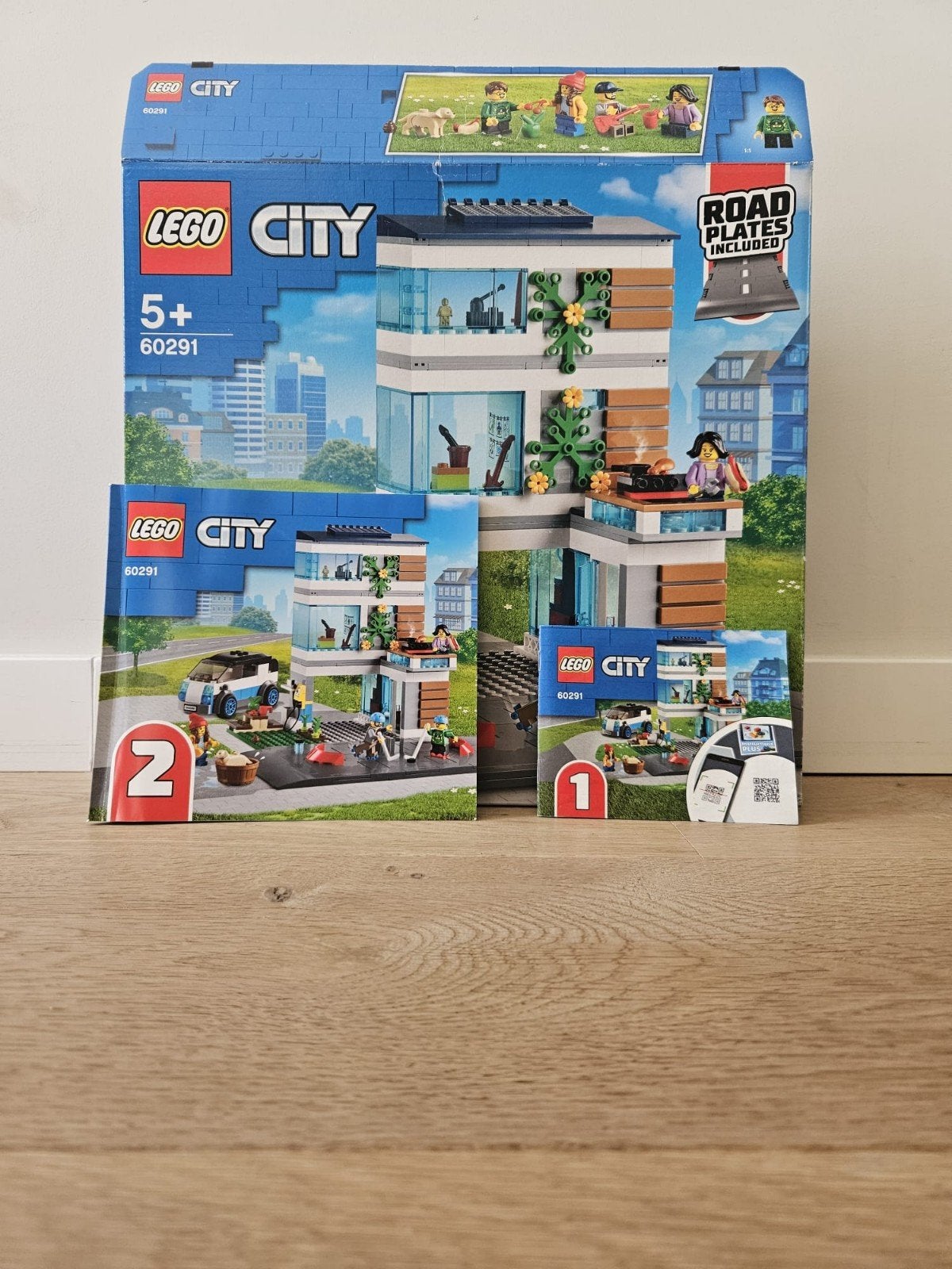 LEGO City 60291 Familiehuis - Zo goed als nieuw, Kinderen en Baby's, Speelgoed | Duplo en Lego, Compleet, City, Lego, Ophalen of Verzenden