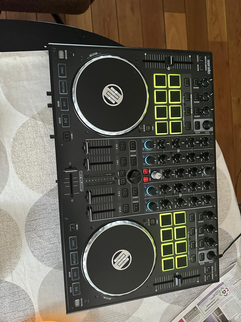 Reloop Terminal Mix 8 DJ Controller - Zo goed als nieuw, Ophalen of Verzenden, Zo goed als nieuw, Dj-set, Reloop